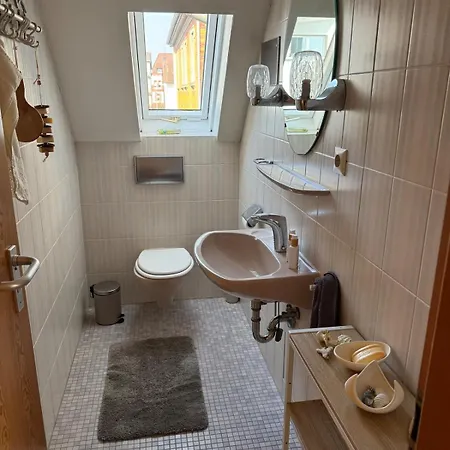 Gemuetliche Dachgeschosswohnung Im Herzen Der Stadt Göppingen