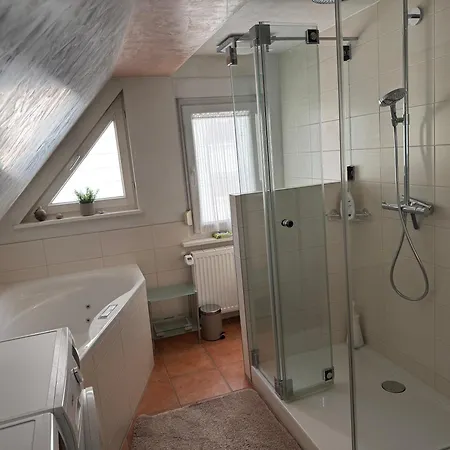 Apartmán Gemuetliche Dachgeschosswohnung Im Herzen Der Stadt Göppingen
